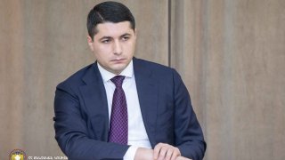 Председатель Следственного комитета РА Аргишти Кярамян представил комиссару СЕ по правам человека обстоятельства этнической чистки, осуществленной Азербайджаном (фото)